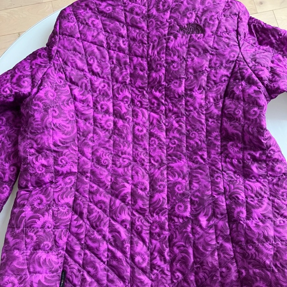 The North Face Girls Thermoball Full Zip Winter Coat Jacket Magenta Purple Sz L - Picture 11 of 12